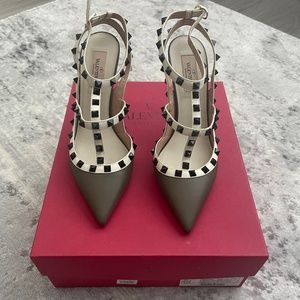 Valentino Pumps